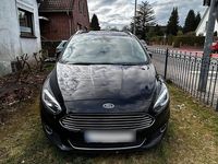 Second-hand Ford S-MAX S 150 CP (110 kW) 2017 Negru Monovolum