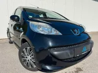 Gebraucht Peugeot 107 Urban Move 68 PS (50 kW) 2008 Schwarz Kleinwagen