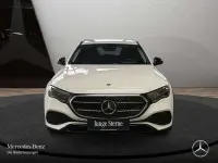 Second-hand Mercedes E300 Night 197 CP (144 kW) 2025 Alb Berlinǎ