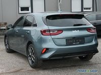 Neu Kia Ceed Style 140 PS (102 kW) 2025 Grau Kleinwagen