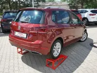 Gebraucht VW Golf 150 PS (110 kW) 2020 Cranberryrotmet. Van / Kleinbus