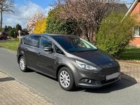 Gebraucht Ford S-MAX Titanium 180 PS (132 kW) 2018 Grau Van / Kleinbus