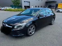 Gebraucht Mercedes CLA220 Shooting Brake 177 PS (130 kW) 2015 Schwarz Kombi