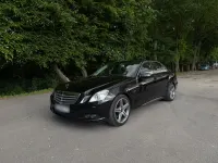 Gebraucht Mercedes E250 204 PS (150 kW) 2011 Schwarz Limousine