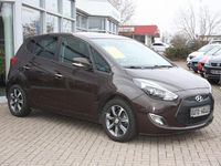 Gebraucht Hyundai ix20 125 PS (91 kW) 2016 Braun Kleinwagen