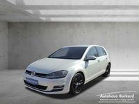 Gebraucht VW Golf VII Highline 122 PS (89 kW) 2013 Oryxweiß perlmutteffekt Limousine