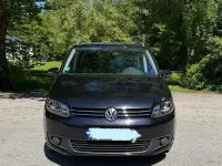 Gebraucht VW Touran Life 140 PS (102 kW) 2014 Schwarz Van / Kleinbus