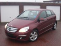 Gebraucht Mercedes B200 140 PS (102 kW) 2008 Rot Van / Kleinbus