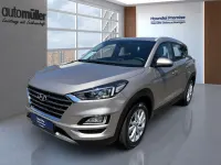Gebraucht Hyundai Tucson Trend 177 PS (130 kW) 2019 Weiß white sand / met SUV