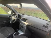 Gebraucht Opel Astra Innovation 116 PS (85 kW) 2010 Weiß Kombi