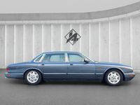 Gebraucht Jaguar X300 241 PS (177 kW) 1996 Blau Limousine