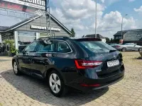 Gebraucht Skoda Superb Ambition 150 PS (110 kW) 2016 Schwarz Kombi