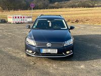 Gebraucht VW Passat Highline 160 PS (117 kW) 2012 Blau Kombi