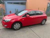 Gebraucht Opel Astra Cosmo 140 PS (102 kW) 2010 Rot Limousine