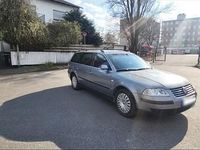 Gebraucht VW Passat 116 PS (85 kW) 2002 Grau Kombi
