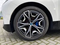 gebraucht BMW iX xDrive40 Elektro AHK Panorama Laser Navi DAB