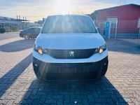 Gebraucht Peugeot Partner Premium 131 PS (96 kW) 2019 Weiß Van / Kleinbus