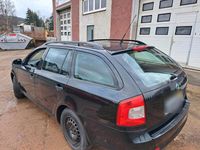 Gebraucht Skoda Octavia 105 PS (77 kW) 2011 Schwarz Kombi