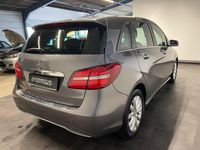 Gebraucht Mercedes B180 109 PS (80 kW) 2016 Grau Van / Kleinbus