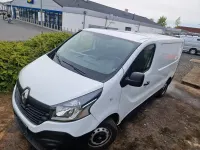 Gebraucht Renault Trafic 121 PS (88 kW) 2018 Weiß Van / Kleinbus