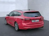 Używany Ford Focus ST-Line 155 KM (114 kW) 2023 Czerwony Kombi