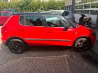 Gebraucht Skoda Fabia Monte Carlo 105 PS (77 kW) 2012 Rot Limousine