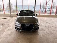 Gebraucht Audi A1 S-Line 185 PS (136 kW) 2011 Grau Kleinwagen