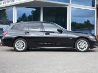 Gebraucht BMW 320e Sport Line 204 PS (150 kW) 2022 Schwarz ii Kombi