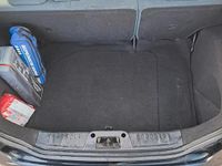 Gebraucht Ford Fiesta 60 PS (44 kW) 2012 Schwarz Kleinwagen