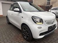Gebraucht Smart ForFour Passion 71 PS (52 kW) 2017 Weiß Kleinwagen