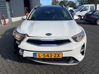 Gebraucht Kia Stonic 120 PS (88 kW) 2018 Weiß SUV