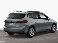 Gebraucht BMW 230e Active Tourer 150 PS (110 kW) 2025 Skyscraper grau Van / Kleinbus