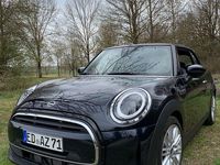 Gebraucht Mini Cooper 136 PS (100 kW) 2024 Schwarz Kleinwagen