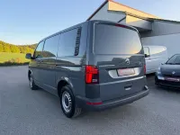 Gebraucht VW Transporter 150 PS (110 kW) 2023 Grau Van
