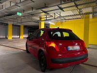 Gebraucht Peugeot 207 75 PS (55 kW) 2009 Rot Coupé