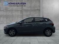 Gebraucht Hyundai i20 Select 79 PS (58 kW) 2025 Mangrove green (grün) Kleinwagen