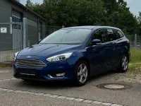 Gebraucht Ford Focus 182 PS (133 kW) 2015 Blau Kombi