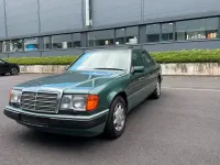 Gebraucht Mercedes E280 197 PS (144 kW) 1992 Grün Limousine
