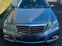 Gebraucht Mercedes E300 Avantgarde 204 PS (150 kW) 2010 Limousine