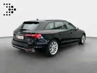 Gebraucht Audi A4 Advanced 204 PS (150 kW) 2023 Mythosschwarz metallic Kombi