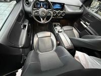 Gebraucht Mercedes 180 116 PS (85 kW) 2019 Kosmosschwarz  metallicla (metallic) Limousine