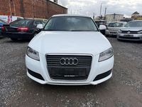 Gebraucht Audi A3 Attraction 102 PS (75 kW) 2010 Weiß Kleinwagen