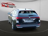 Gebraucht VW Passat 150 PS (110 kW) 2024 Schwarz Kombi
