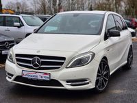 Gebraucht Mercedes B180 Night 122 PS (89 kW) 2012 Weiß Van / Kleinbus