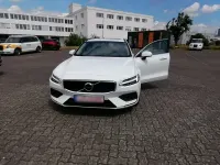 Gebraucht Volvo V60 197 PS (144 kW) 2022 Weiß Kombi