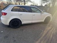 Gebraucht Audi A3 Ambiente 102 PS (75 kW) 2010 Weiß Limousine