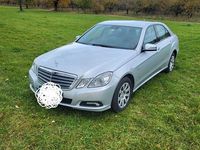 Gebraucht Mercedes E200 Avantgarde 184 PS (135 kW) 2010 Silber Limousine