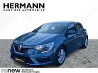 Gebraucht Renault Mégane IV Play 132 PS (97 kW) 2017 Blau Limousine