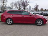 Gebraucht Kia Optima Vision 141 PS (103 kW) 2017 Rot Kombi