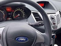 Gebraucht Ford Fiesta Trend 82 PS (60 kW) 2010 Blau Kleinwagen